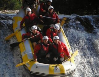 familie rafting cilento af waterval