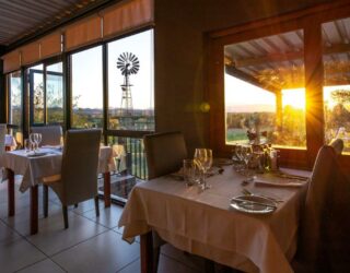 Diner in hotel in Oudsthoorn