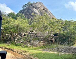 Uitzicht op berg in Yala